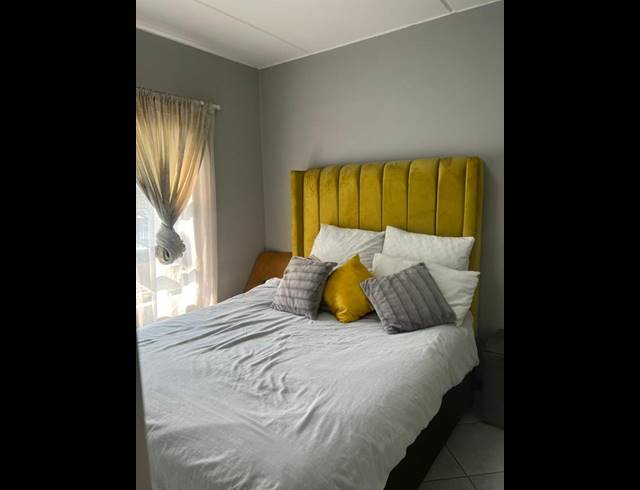 2 BEDROOM TOWNHOUSE FOR SALE IN NORTON'S HOME ESTATE